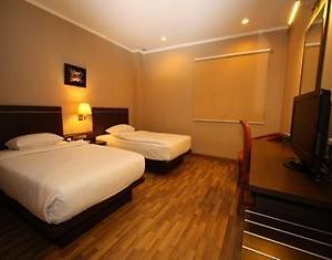 Star Hotel